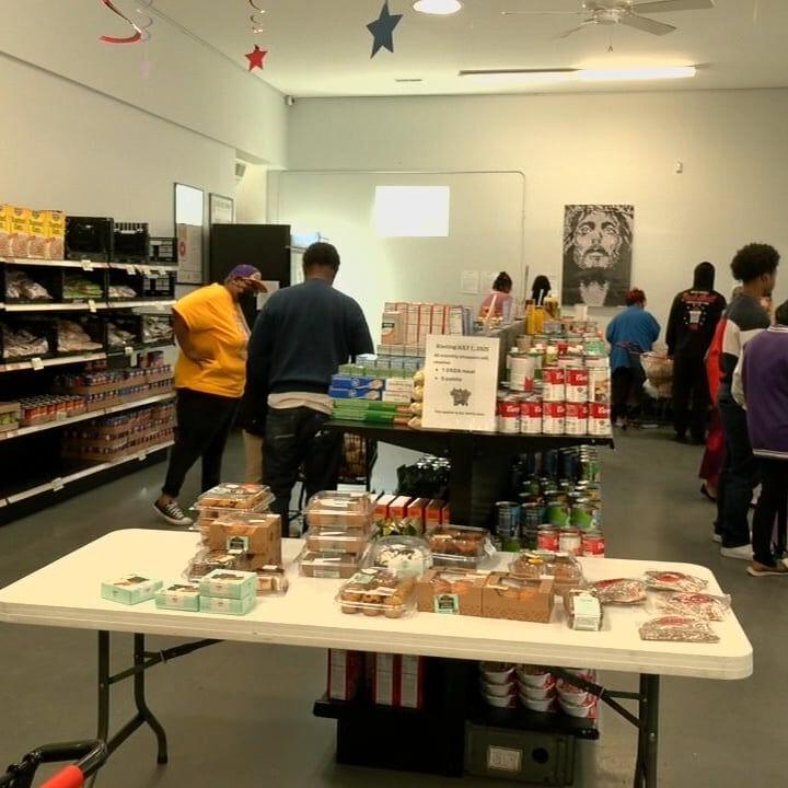 Government shutdown threatens SNAP benefits as Kentucky families worry about food access